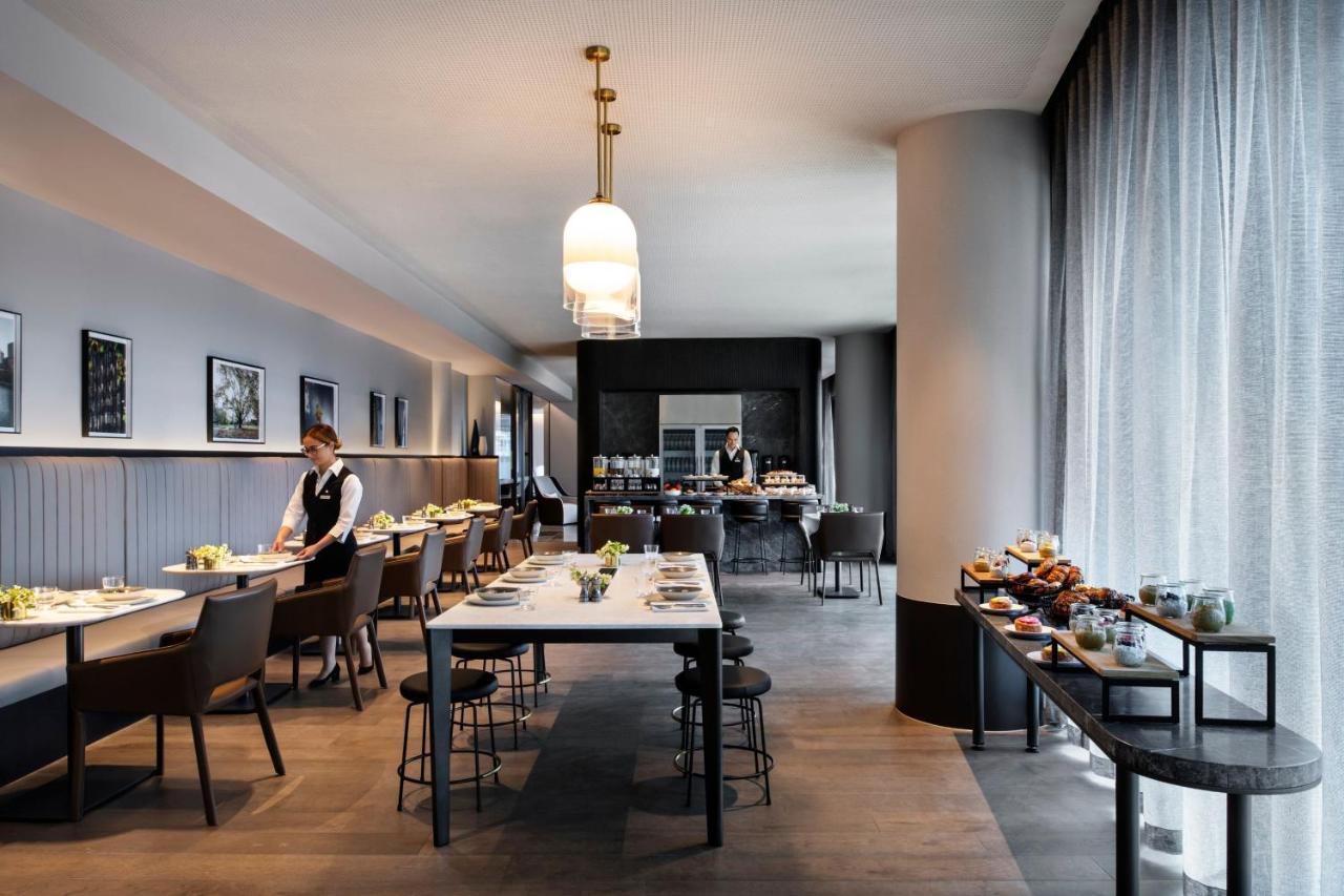 Melbourne Marriott Hotel Docklands מראה חיצוני תמונה The lounge at London Heathrow Airport